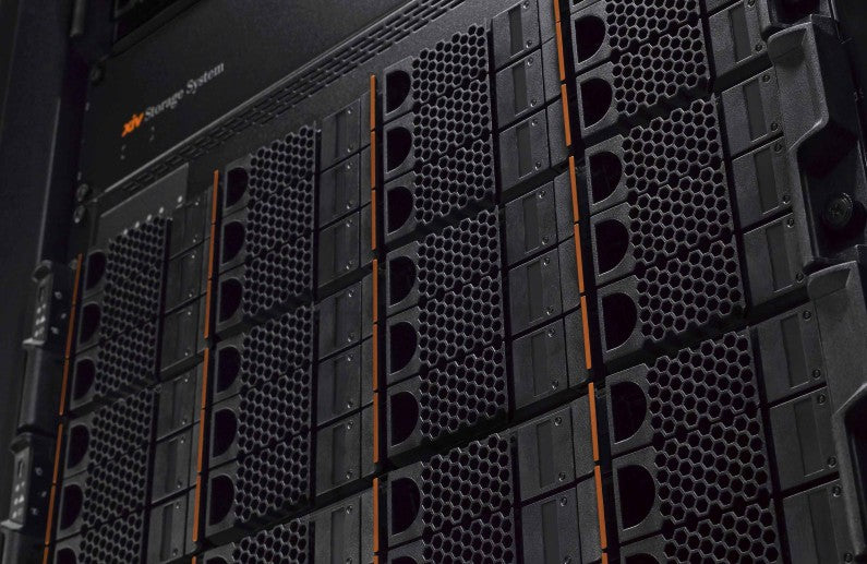 IBM Xyratex XIV Storage Server HS-135T 72 x 2TB 144TB