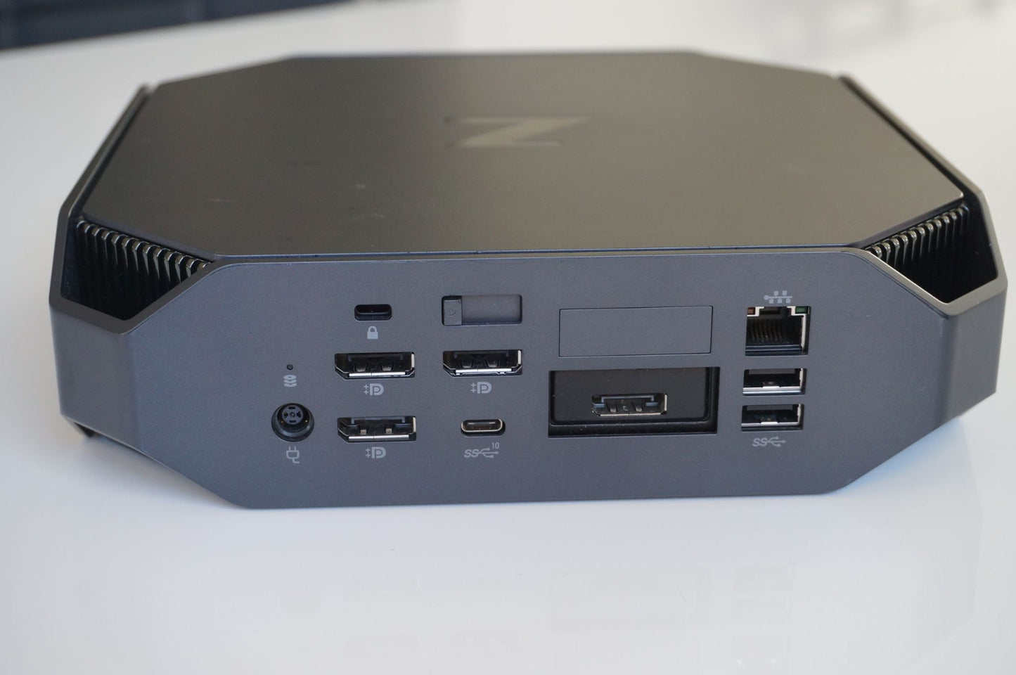 HP Z2 mini G4  workstation 9th gen I7