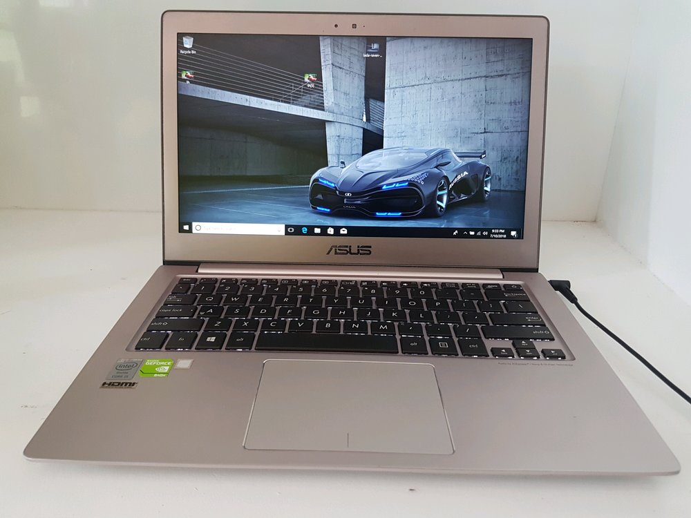 ASUS ZenBook Slim with Touchscreen